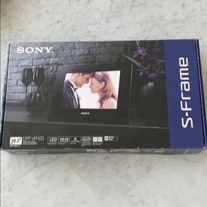 Sony S-Frame, brand new, never used